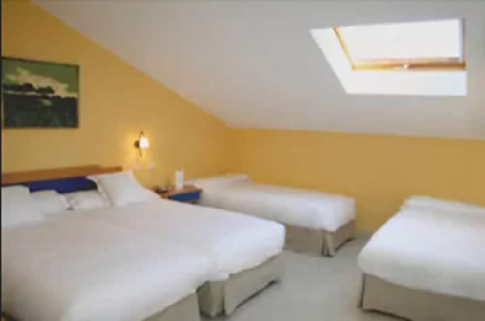 Hotel Villa De Pinto Extérieur photo
