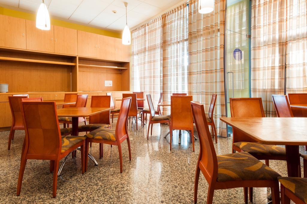Hotel Villa De Pinto Extérieur photo